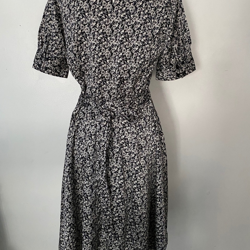 H&M Floral Short Sleeve Spring Summer Dress - Picture 8 of 16